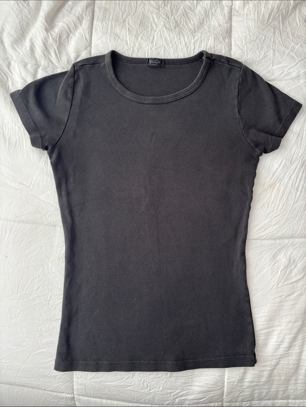 Classic Fitted Charcoal Gray Crewneck Tee - Women